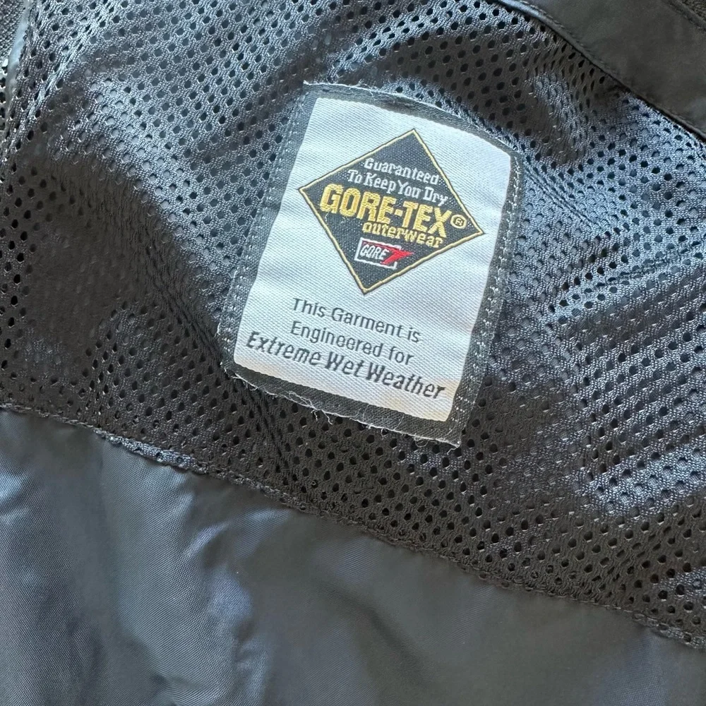 Cabela's Gore-Tex Mossy Oak Camouflage Jacket